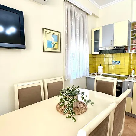 Four Seasons * Golem