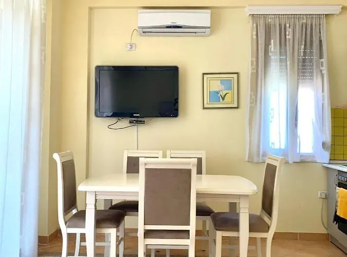 Four Seasons Golem (Tirana)