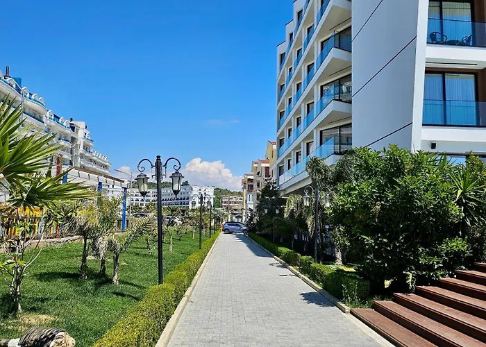 Four Seasons Golem (Tirana)